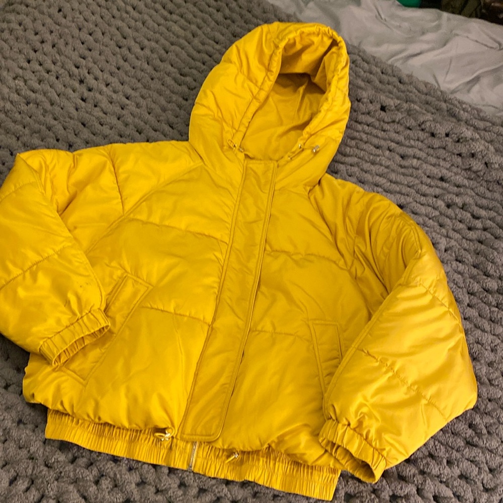 ZARA.    trf Collection winter coat